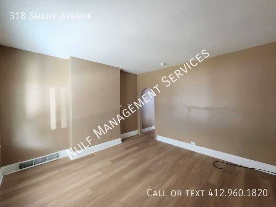 318 Shady Ave - Photo 2 of 6