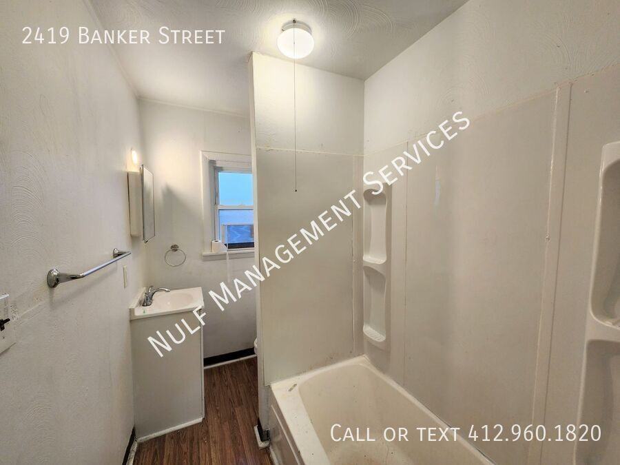 2419 Banker St - Photo 4 of 7