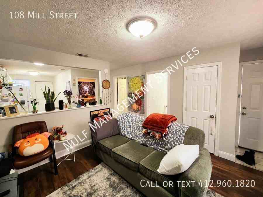 108 Mill St - Photo 2 of 7