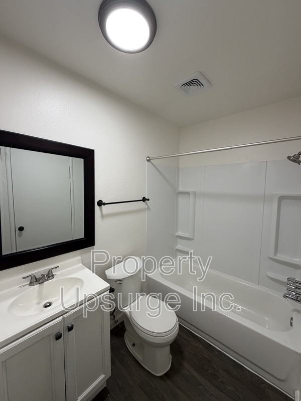 330 Bird St #13 - Photo 5 of 19