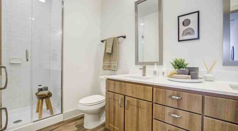 INNOVAR & - Photo 7 of 17