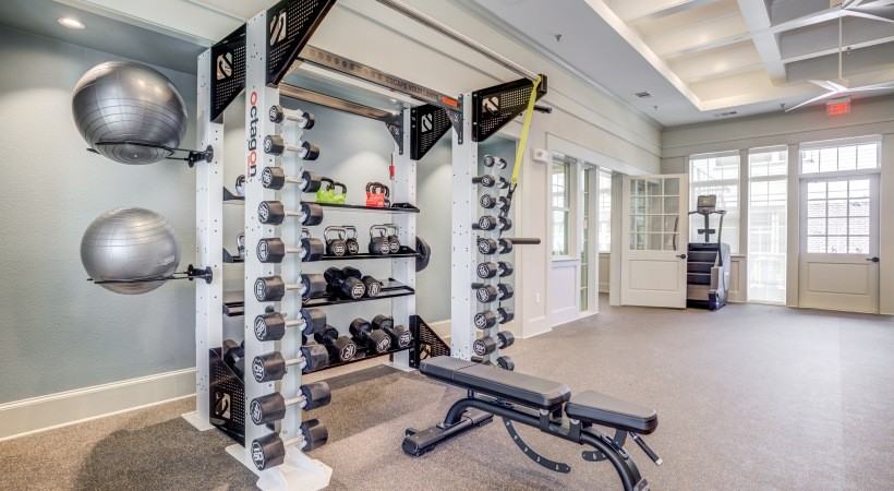 INNOVAR & - Photo 5 of 17