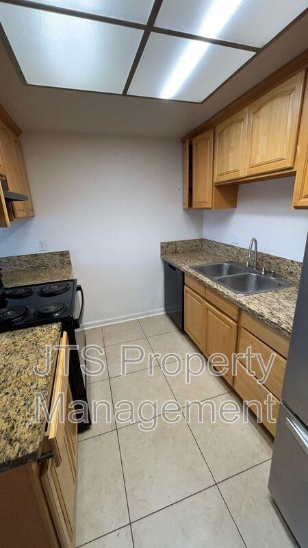 5138 Rescue Ct - Photo 3 of 6