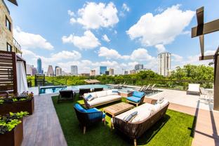 301 E Riverside Dr #1F37 - Photo 1 of 1