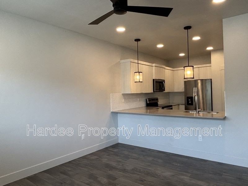 3711 S Council Spring Rd #303 - Photo 3 of 16