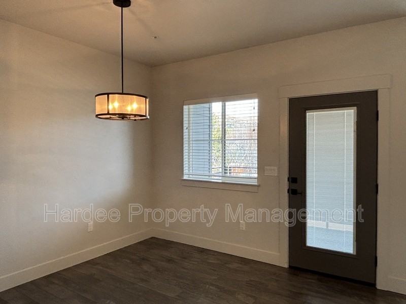 3711 S Council Spring Rd #303 - Photo 5 of 16