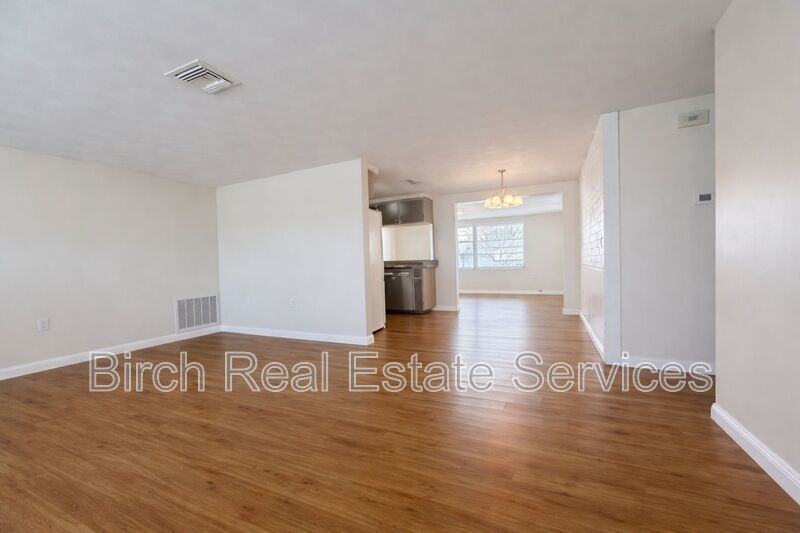 3702 Quinten Dr - Photo 3 of 15