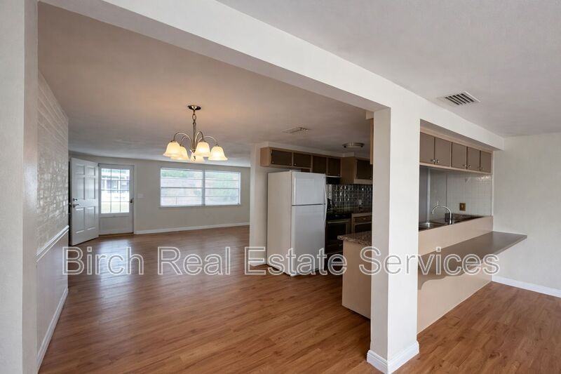 3702 Quinten Dr - Photo 4 of 15