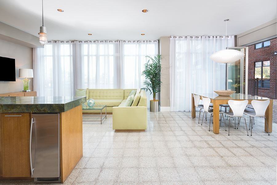 2126 Yale St #A04 - Photo 2 of 19