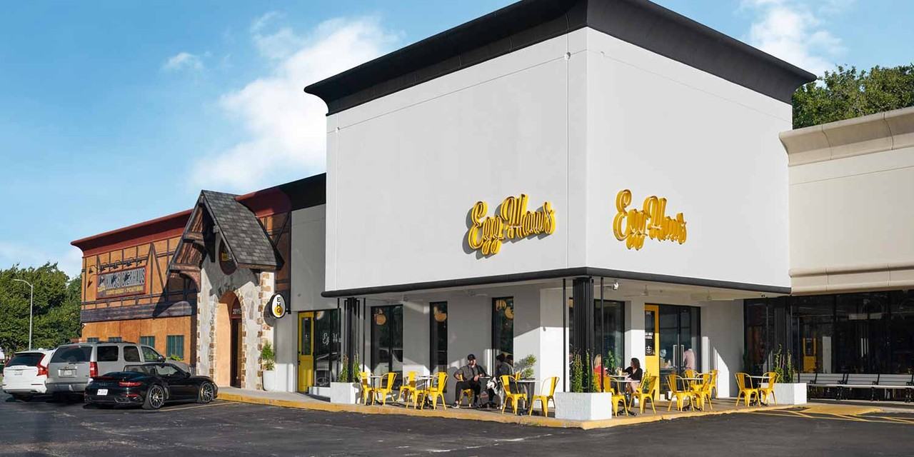 2221 Pinegate Dr - Photo 4 of 17