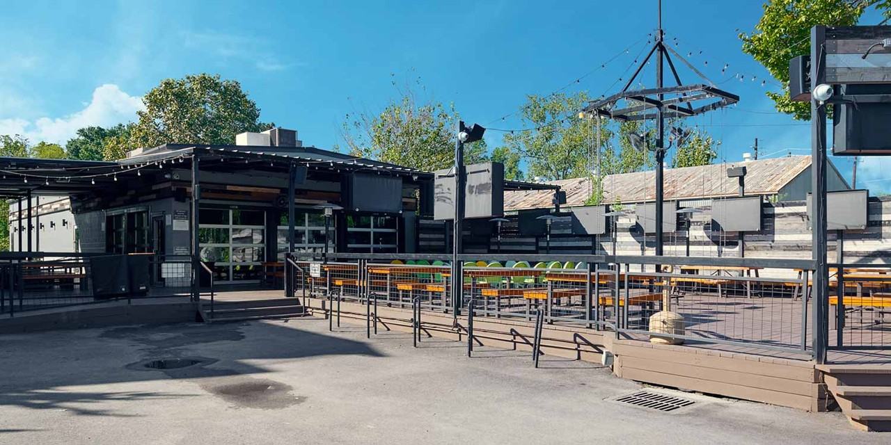 2221 Pinegate Dr - Photo 5 of 17