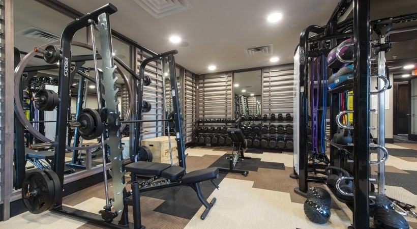 511 W 20th St - Photo 3 of 42