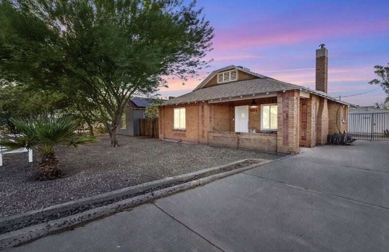 1950 W Palm Ln - Photo 3 of 27