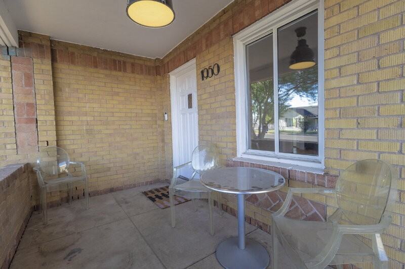 1950 W Palm Ln - Photo 5 of 27