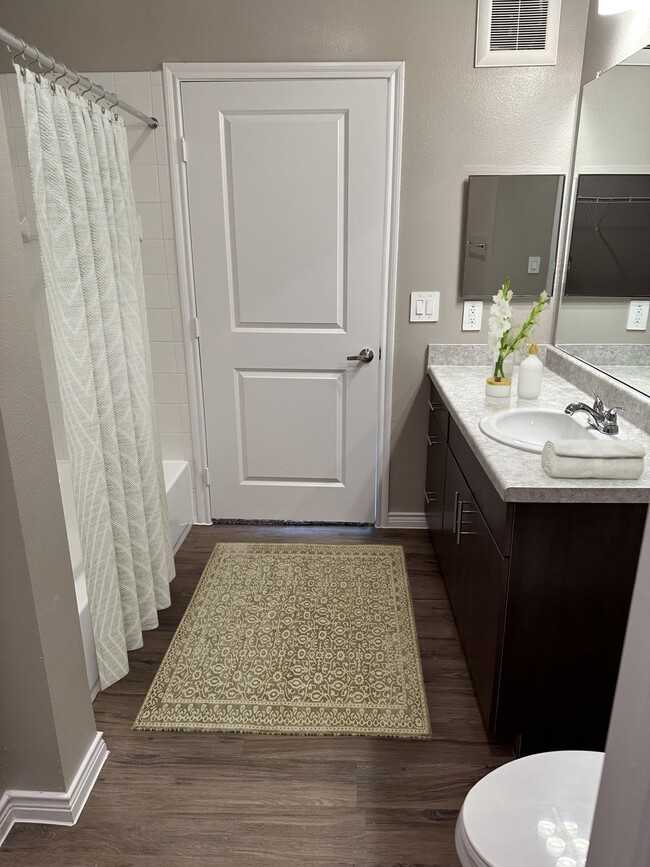 7451 Bluff Springs Rd #D7 - Photo 6 of 15