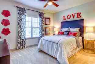 107 W 51st St #B0-6 - Photo 1 of 1