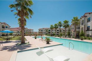 1700 S Heatherwilde Blvd #B1-05 - Photo 1 of 1