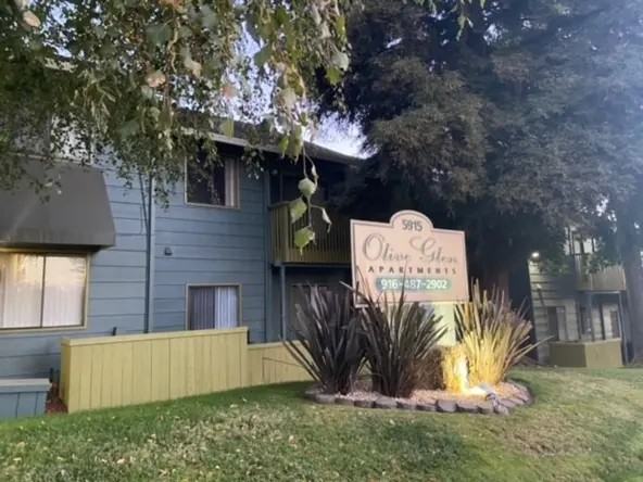 Olive Glen Apartments, in the Heart of Carmichael! - Photo 3 of 11