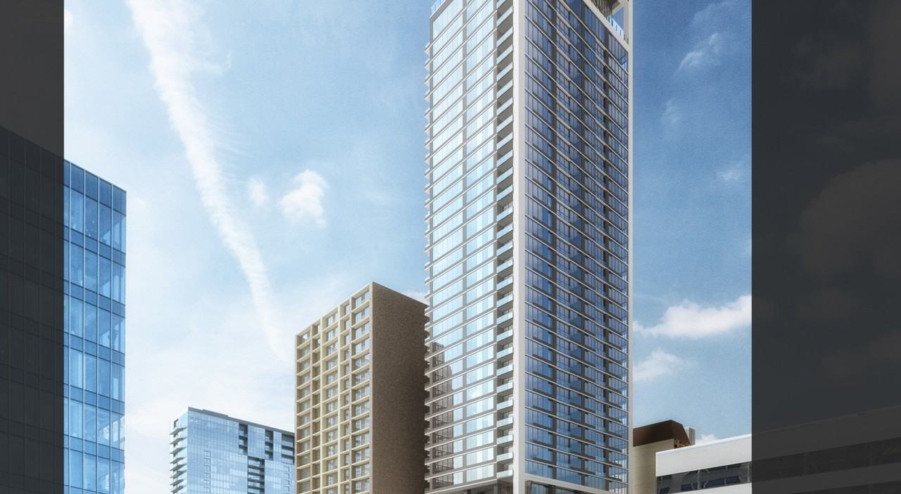 300 W 5th St