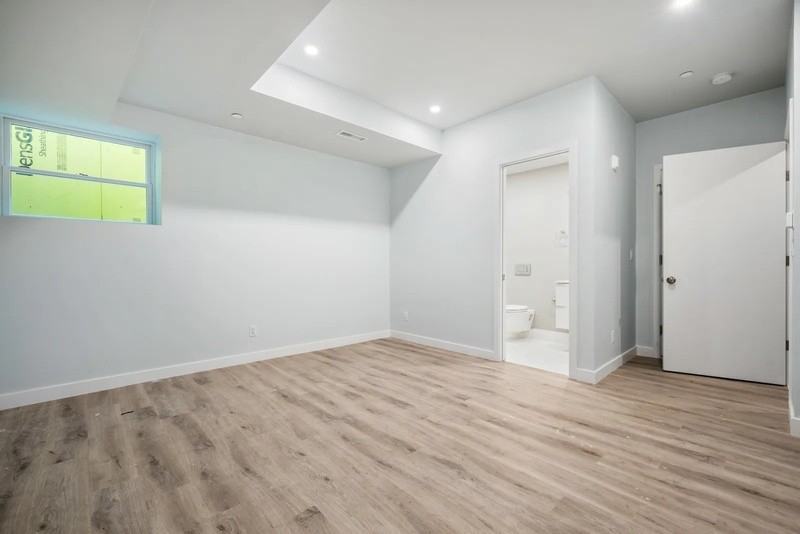 147 Grampian Way - Photo 4 of 30