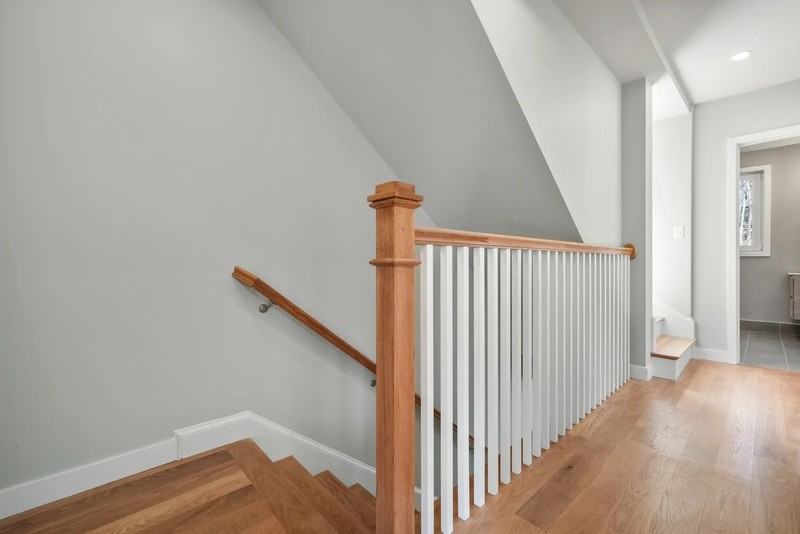 147 Grampian Way - Photo 6 of 30