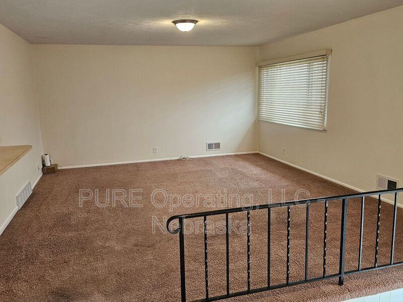 5120 N 87th Ave - Photo 6 of 40