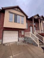 featured image of 208 Lyman Ln