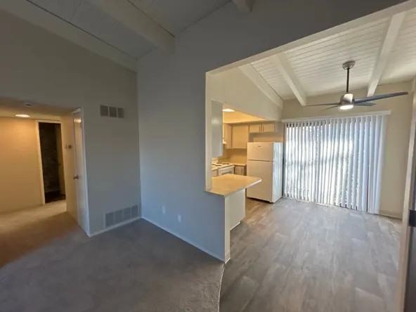 Ravenwood Apartment Homes - Photo 6 of 27