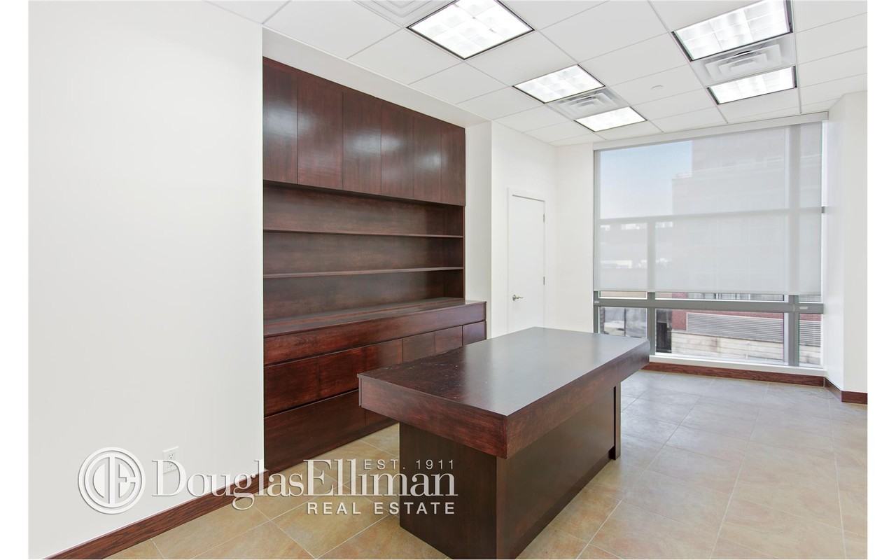 99-20 38th Ave #3F - Photo 3 of 5