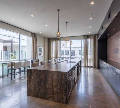 1820 San Jacinto St - Photo 6 of 21