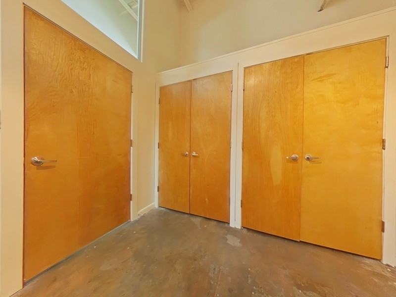 1011 W Marshall St #125 - Photo 5 of 8