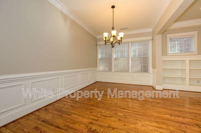 6821 Fairway Row Ln - Photo 6 of 30