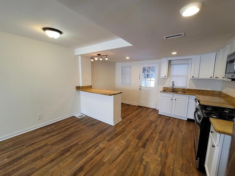 5215 Wasena Ave - Photo 5 of 16