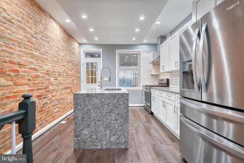 627 S Lehigh St - Photo 6 of 30