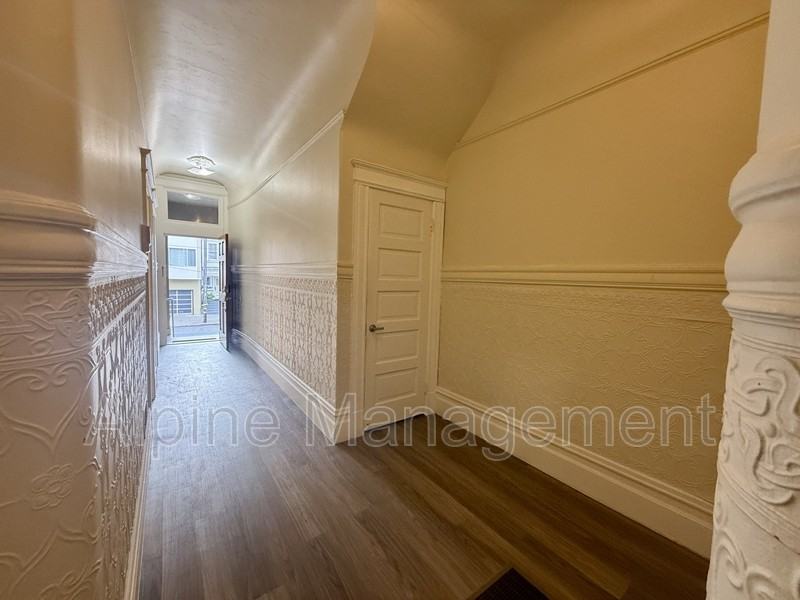 274 4th Ave - Photo 7 of 22