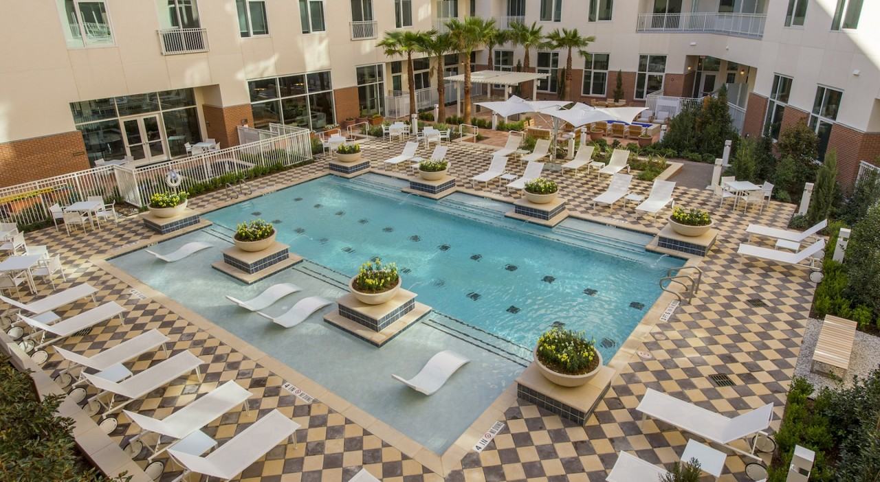 1698 Hermann Dr #A3-25