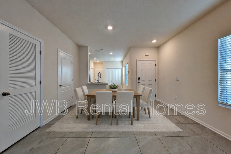 421 Aralia Ln - Photo 6 of 14