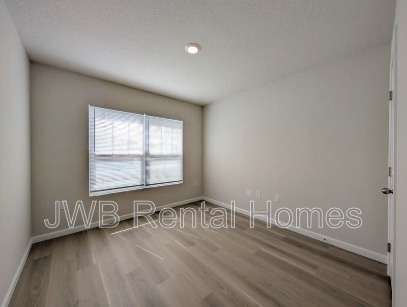 1499 Logan St - Photo 7 of 14