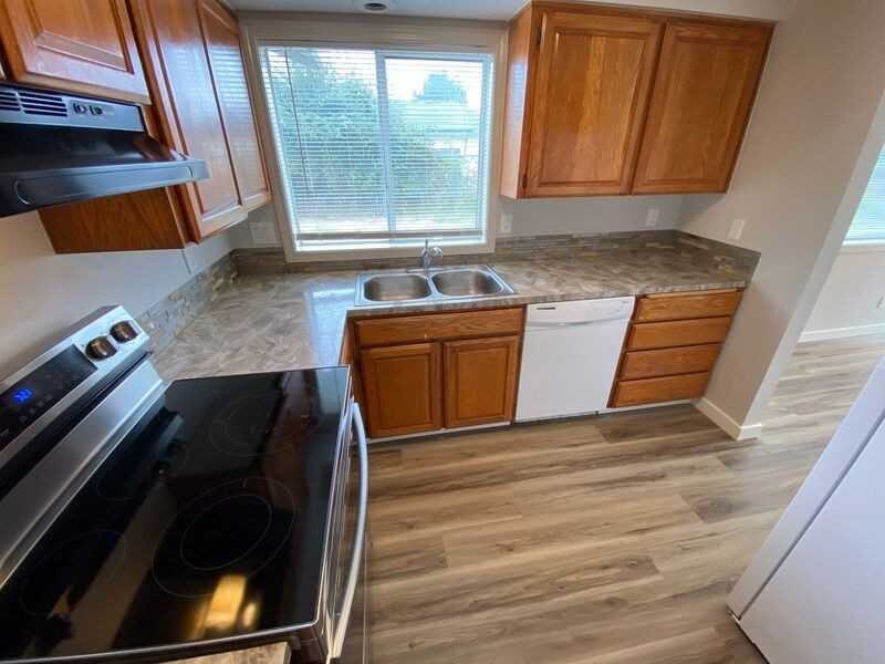 3714 47th Ave Ne - Photo 5 of 27