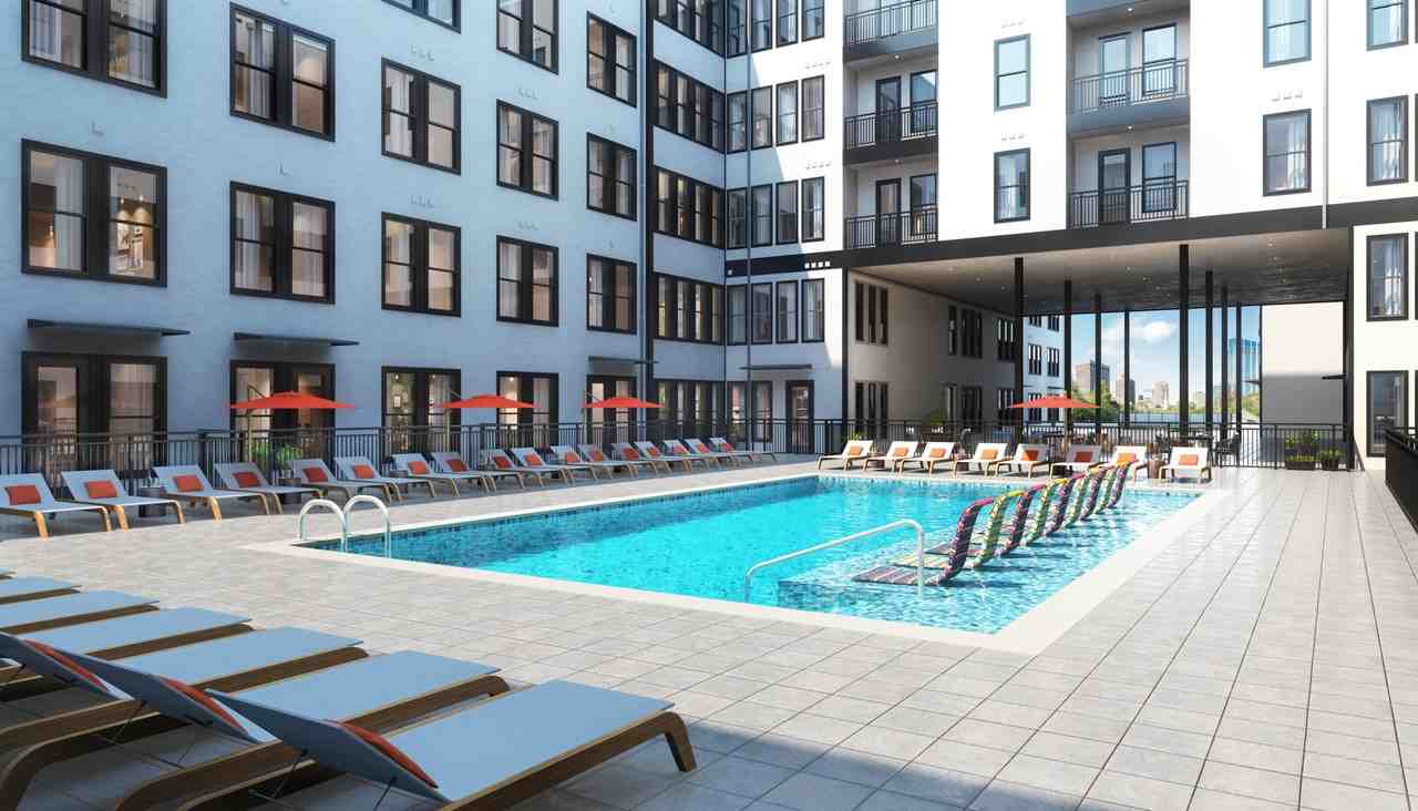 1402 Royal Crest Dr #B5