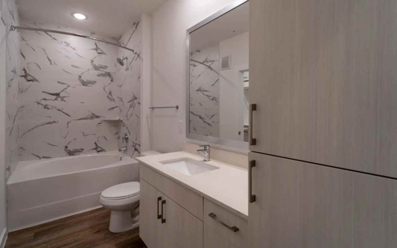 6320 N Lamar Blvd - Photo 4 of 21