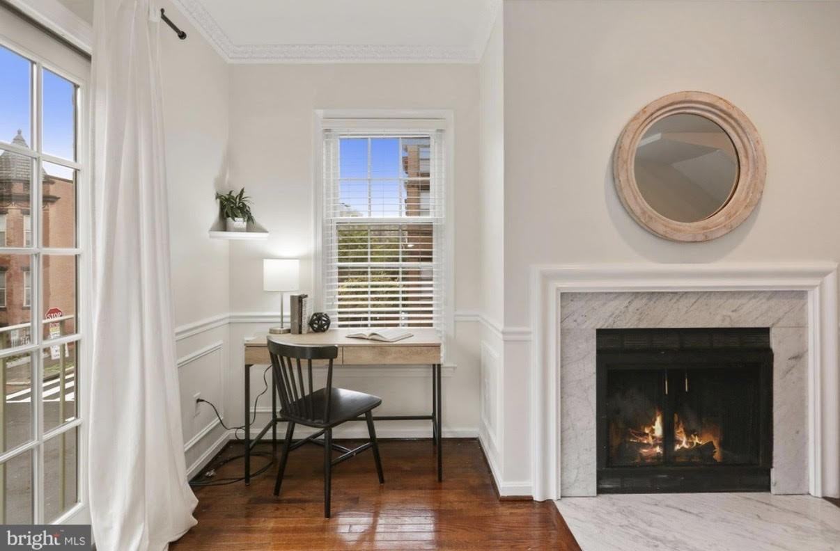 1690 Euclid St Nw #B - Photo 4 of 24