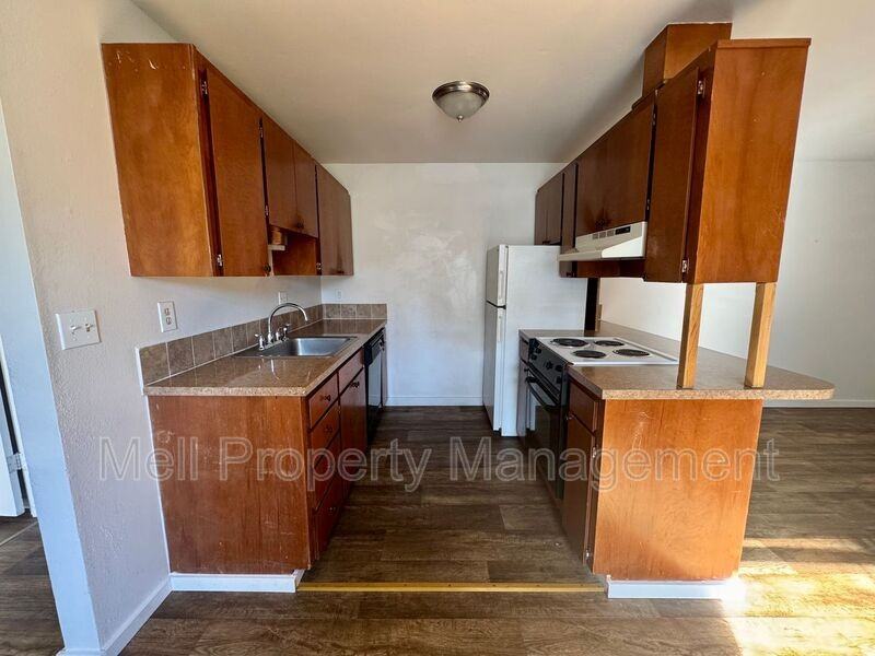 315 Main St #C - Photo 2 of 15