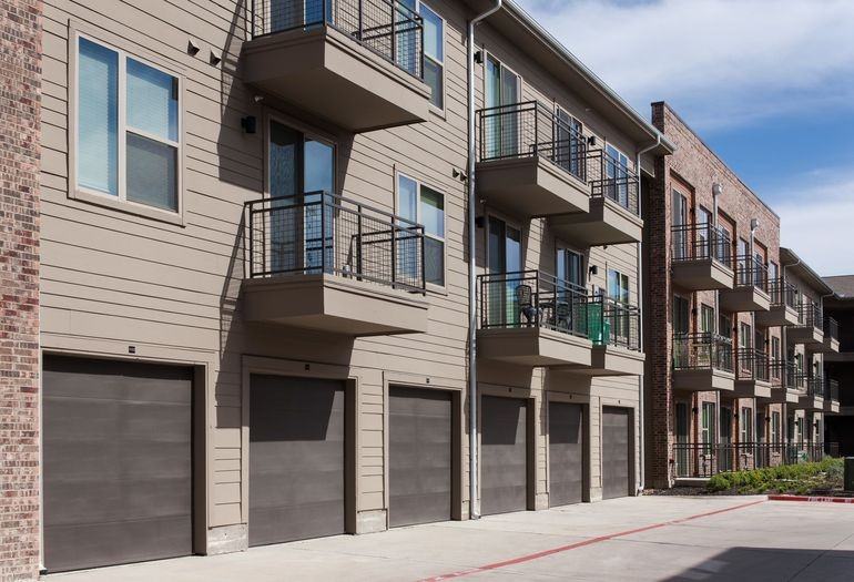 836 S Good Latimer Expy - Photo 6 of 23