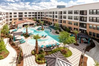 1802 N Field St #B3-37