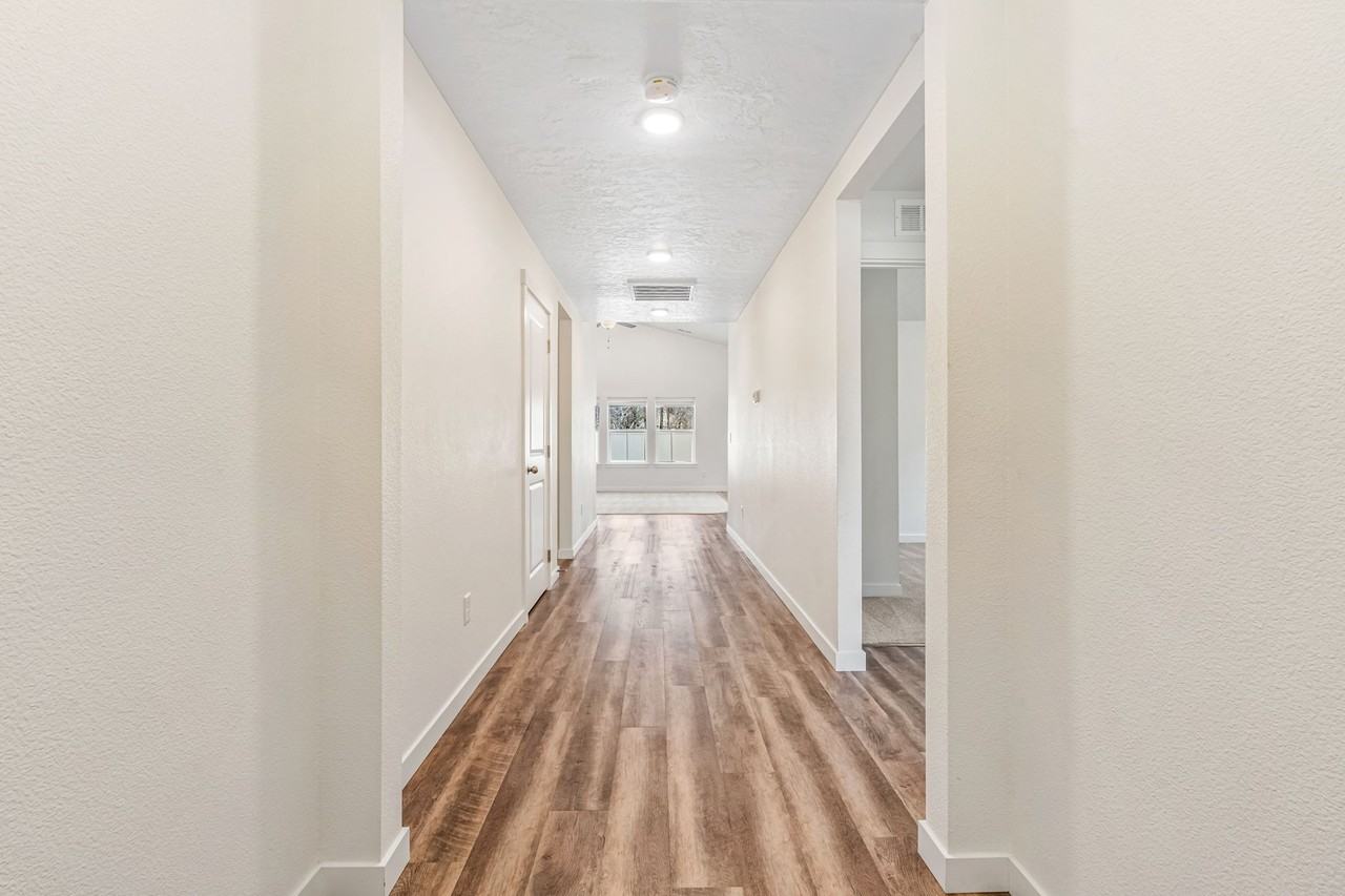 10604 W New Berlin Dr #NA - Photo 3 of 26