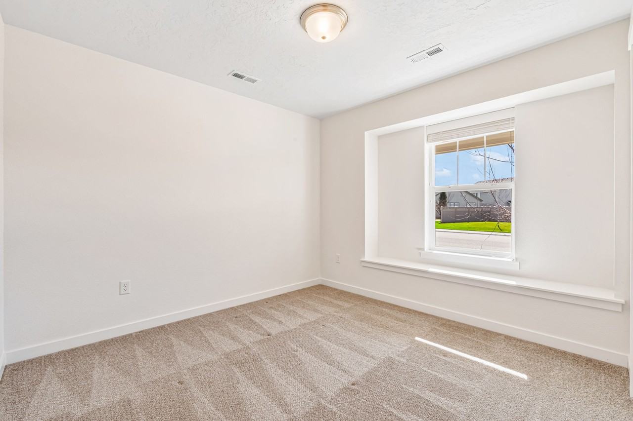 10604 W New Berlin Dr #NA - Photo 4 of 26