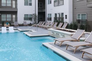 1946 Bennett Ave #S2-33 - Photo 1 of 1