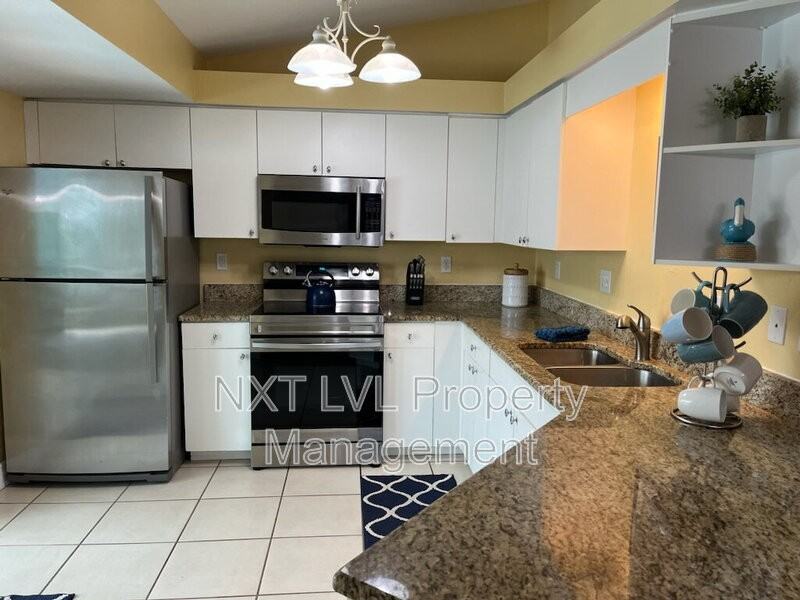 4123 Sw 21st Pl - Photo 6 of 24