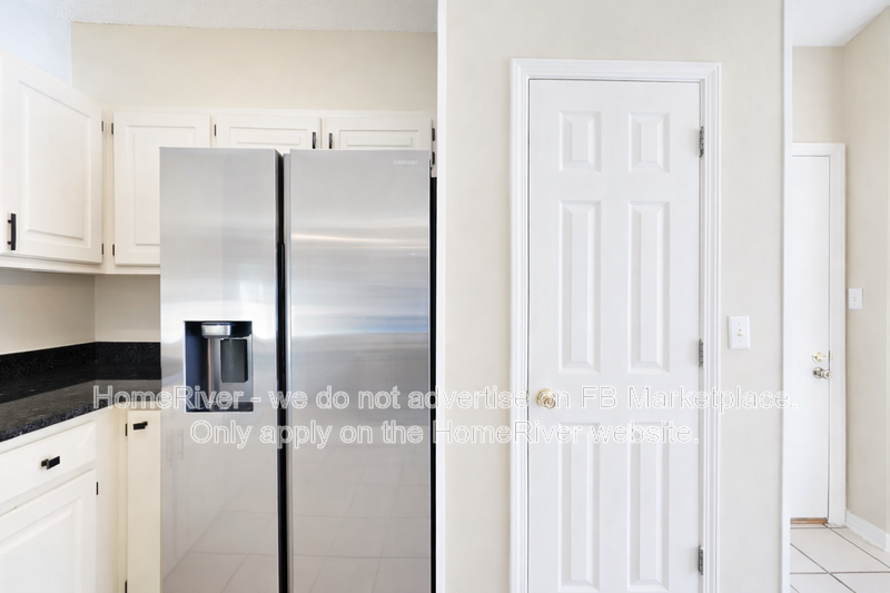 111 Steeplechase Dr - Photo 4 of 9